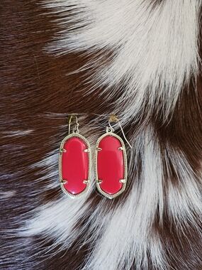 Gold-Trim Pink Oval Drop Earrings